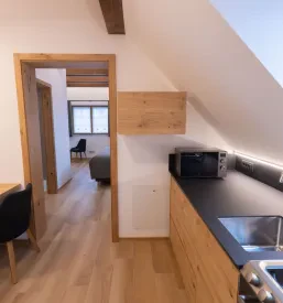 Priljubljen hotel v Škofji Loki