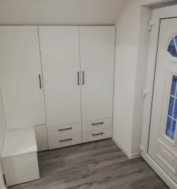 Kvalitetno pohištvo po meri Bela krajina