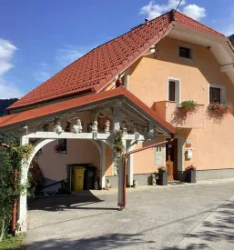 Apartmajska hiša Podlonk