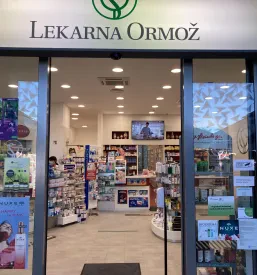 Izdaja zdravil na recept v lekarni v Ormožu