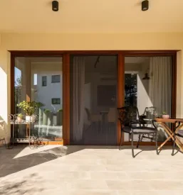 Apartments with Pool Sežana