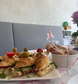 Kavarna s hrano Slovenske Konjice