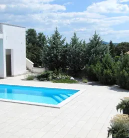 Beste Villa zur Miete in Kras