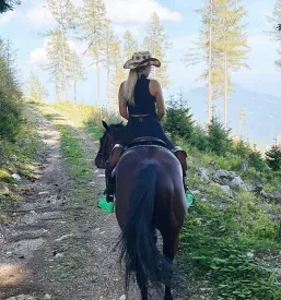 Jahanje Koroška