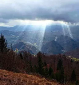 Planinska koča na Hleviški planini Idrija