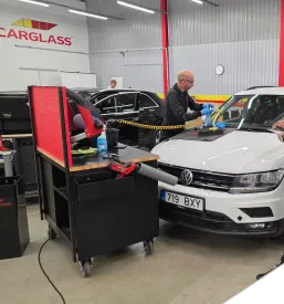 Servis za menjavo avtostekel Slovenija