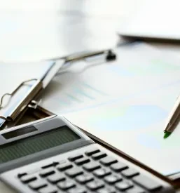 Izdelava finančnih poročil in analiz za podjetja Maribor