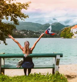 Družinski apartma s pogledom na gore, bližina jezera Žirovnica, Bled, Gorenjska