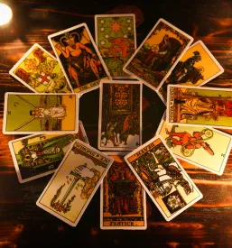 Love Tarot readings online