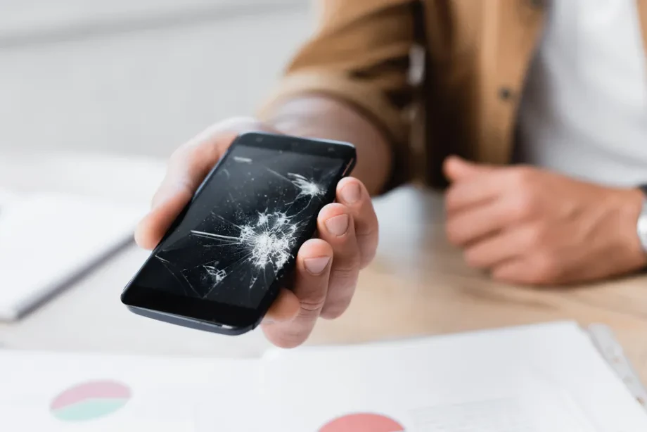 Servis mobilnih telefonov – Vse kar morate vedeti
