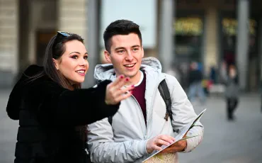5 razlogov, da s turističnim vodičem prihranite čas in denar