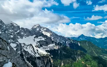 Popoln izlet vas čaka v slovenskih hribih: kam, zakaj, kdaj in kako