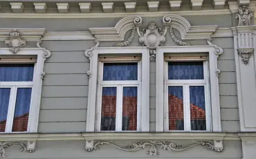Zakaj so kamnite okenske police odlična izbira?